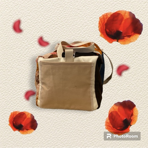 Refried Upcycled Weekender Bag Cream/Floral NWT - Picture 4 of 8